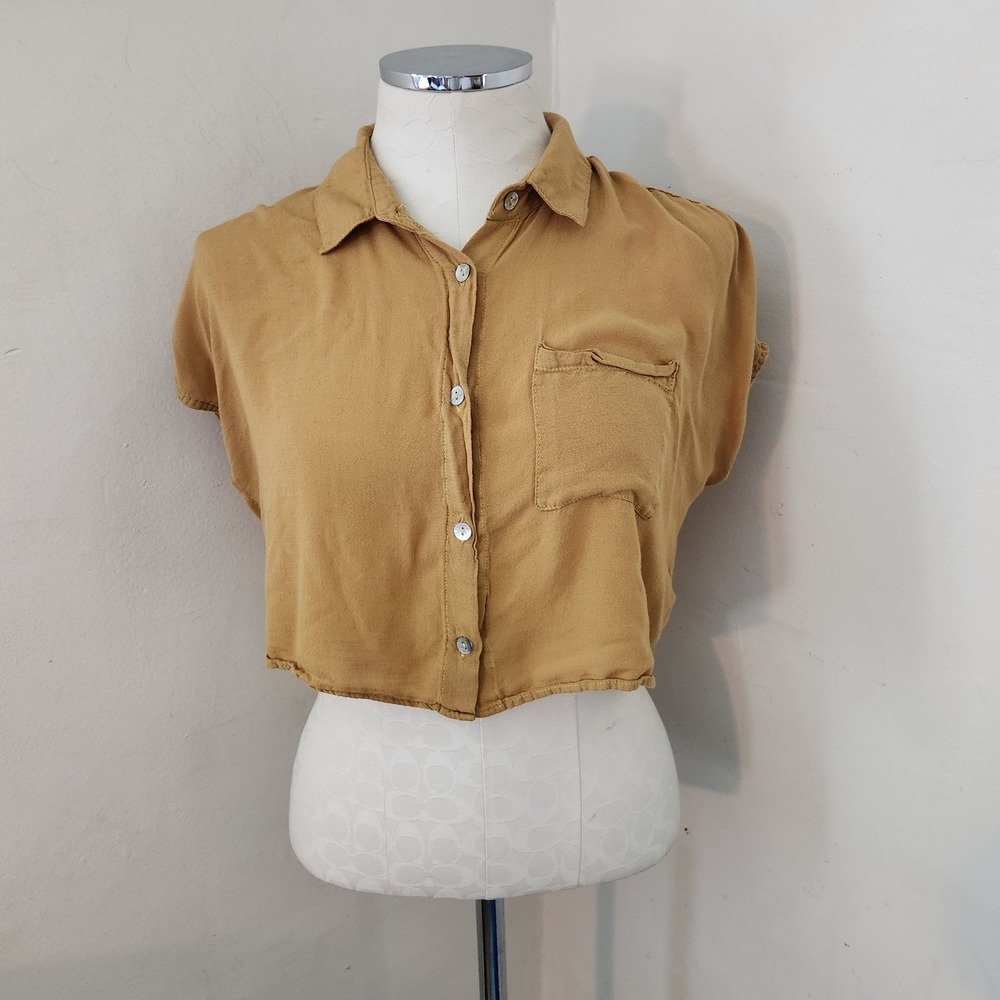 Seven Seven Mustard Yellow Cropped Button Down Short Sleeve Shirt Raw Hem Medium